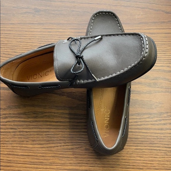 Brand new men’s gray science in style vionic shoes main image 11